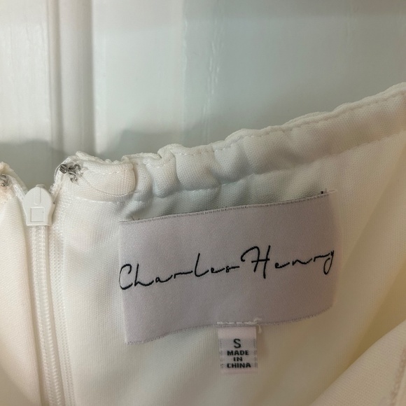 Charles Henry Off the Shoulder Dress in Ivory Size Small - Picture 7 of 10